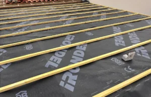 Faut-il poser un écran sous toiture lors d’une rénovation partielle ?