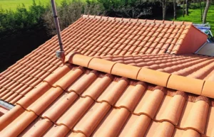 Pourquoi une mauvaise ventilation sous toiture peut poser problème en été ?