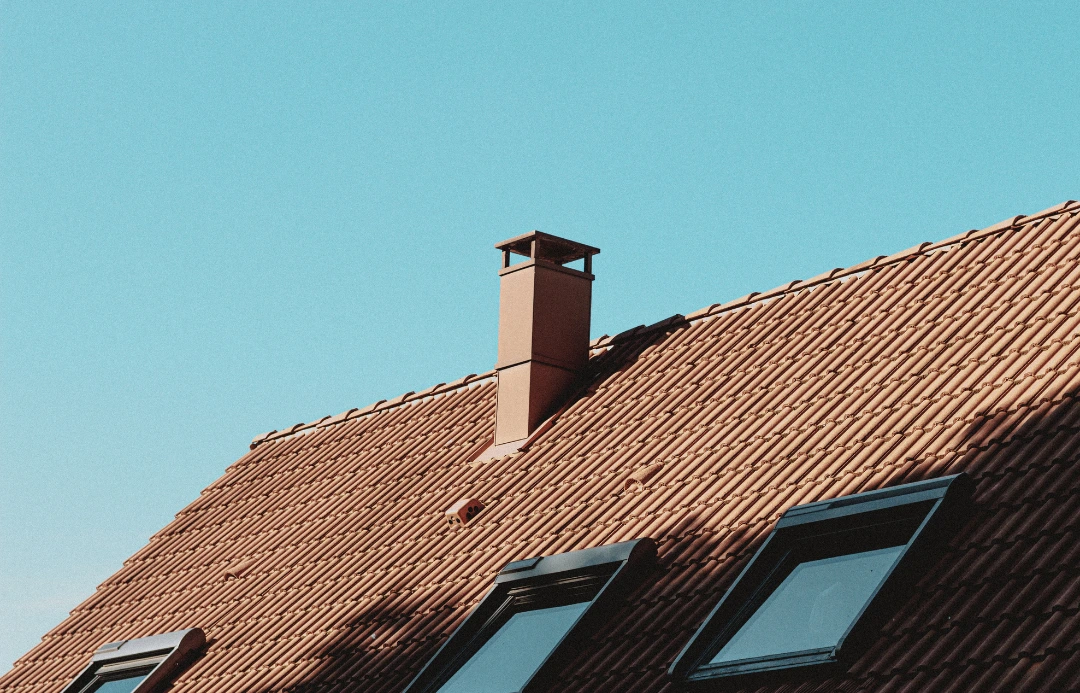 Qu’est-ce que la déformation thermique des matériaux de toiture ?